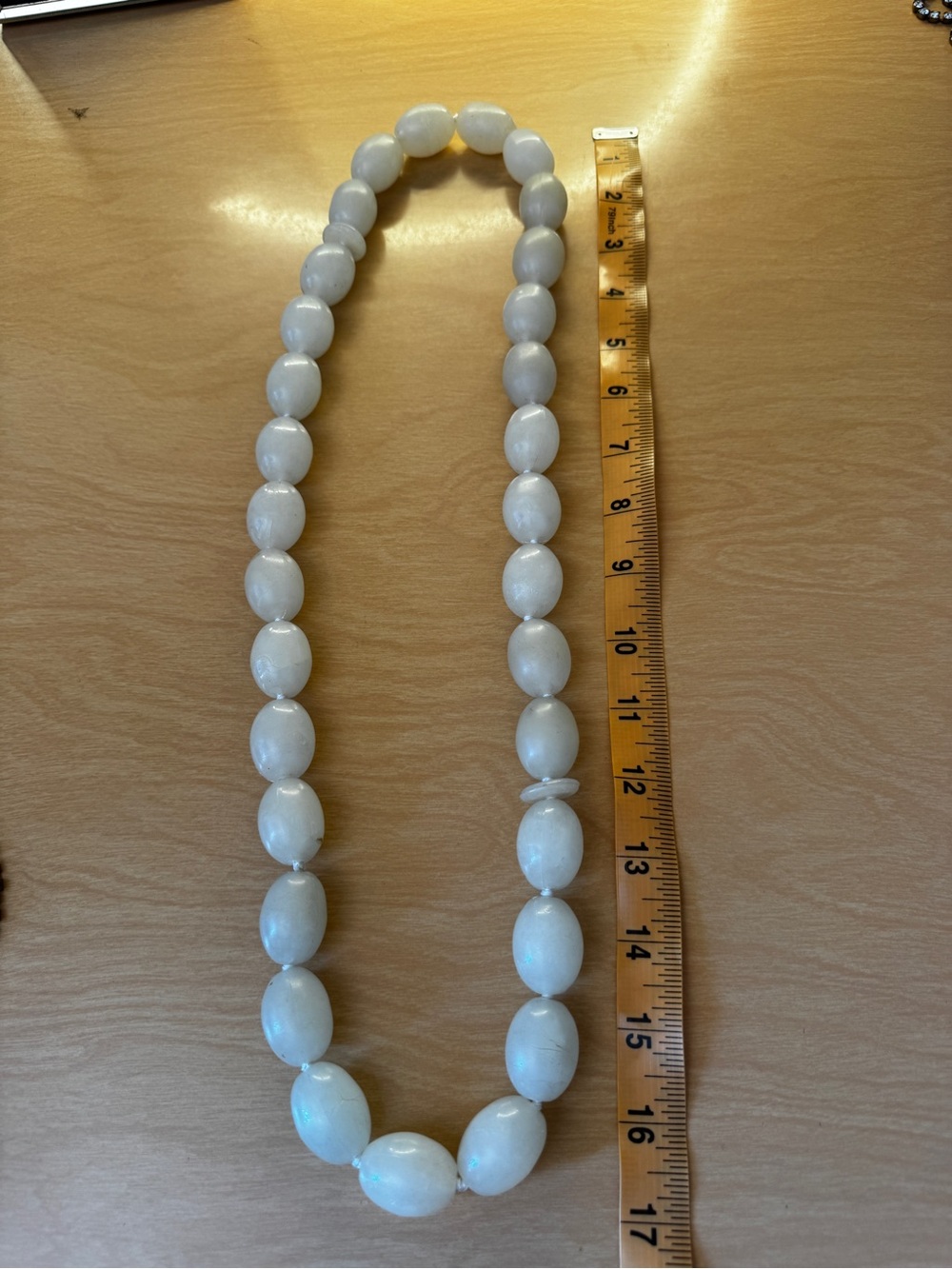 70s Vintage Glow in The Dark Chunky Lucite Necklace - Picture 5 of 5